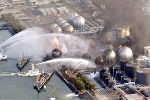 福岛核事故 13 年后首次取出核残渣