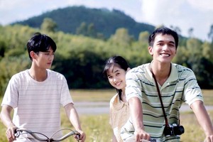 电影《从前有一个爱情故事》票房收入只超过400亿元。