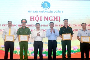 第六郡完成没有贫穷户目标