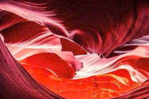 美国羚羊谷——世界七大地质摄影奇观。