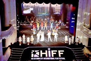 胡志明市国际电影节首次举办，有助于提升本市电影地位。