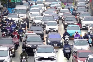 第一天休假全国发生47起交通事故