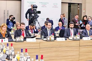 第三次叙问题会议强调叙平稳过渡重要性