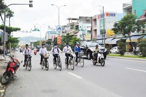 读者信箱 骑自行车也须守交规
