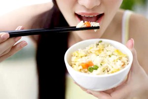 吃饭过快的坏习惯早改早受益。