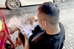 禁止电子烟的规定已经出台，但对于“藏匿”、“使用”电子烟、加热烟的行为却未有行政处理制裁措施。