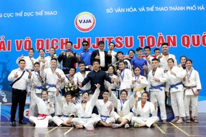 河内在全国武术锦标赛名列榜首