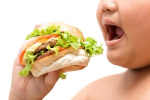 肥胖对儿童青少年健康的影响是多方面的。