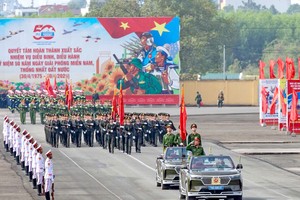 阅兵、游行活动将吸引众多游客和当地人民前来观看。