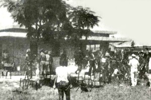 1964年1月17日，西贡警察和军队镇压Vinatexco-vinatefinco纺织公司的工人。（资料图）