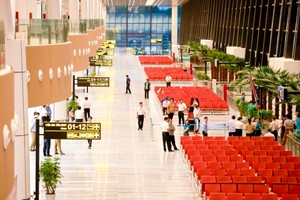 从速处理 T3 航站楼漏水情况