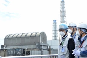 日本《能源白皮书》强调推进核能与太阳能