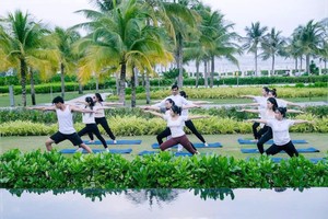 旅游也不忙做运动。