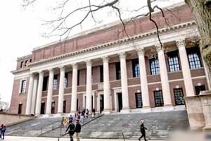 哈佛大学公布计划应对签证限制政策。