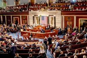 美参议院通过削减支出法案