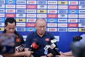 HLV Park Hang-seo thận trọng khi đánh giá về các đối thủ, Ảnh: MINH HOÀNG