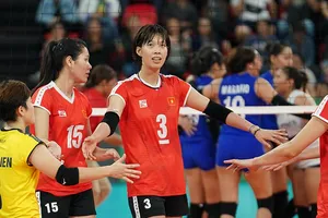 SEA Games 30: Bóng chuyền nữ Việt Nam thắng ngược chủ nhà Philippines 3-2