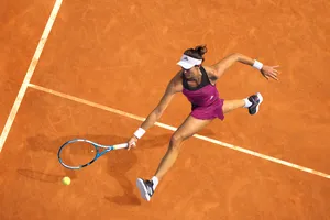 Giới tennis chuyên nghiệp trên thế giới rất ưa chuộng bộ sưu tập Xuân Hè 2021 của adidas.