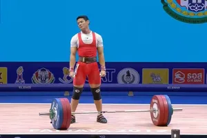 Thạch Kim Tuấn thi đấu không thành công ở giải châu Á.