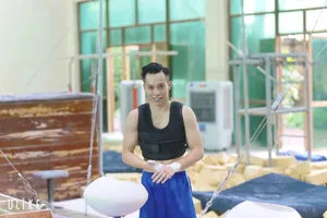 VĐV Lê Thanh Tùng đang tập luyện tại Trung tâm HLTTQG Hà Nội. Ảnh: NVCC