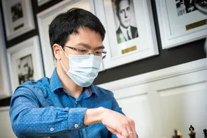 Đại kiện tướng quốc tế Lê Quang Liêm tại giải cờ St Louis 2021. Ảnh: BTC Grand Chess Tour 2021