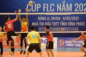 Giải bóng chuyền hạng A vốn đã đìu hiu nay càng thêm vắng vẻ vì nhiều đội xin bỏ cuộc.