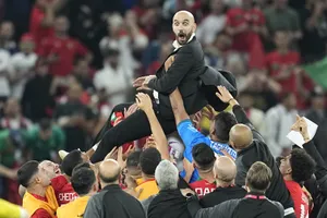 Thầy trò đội tuyển Morocco đang thiết lập kỳ tích tại World Cup 2022 