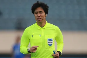 Trọng tài Kim Hee Gon