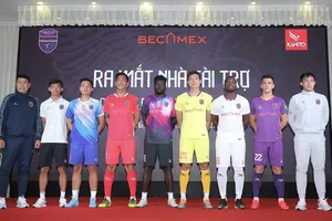 CLB B.Bình Dương ra mắt mẫu trang phục tập luyện, thi đấu ở mùa bóng 2023. Ảnh: DŨNG PHƯƠNG