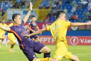 Becamex Bình Dương bất phân thắng bại cùng HA.GL trên sân nhà