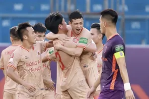 Công an Hà Nội FC giành trọn 3 điểm trên sân Bình Dương vào chiều 12-4. Ảnh: DŨNG PHƯƠNG