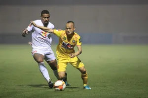 Quốc Phương thi đấu nổi bật trong trận thắng đậm của Thanh Hóa trước Hà Tĩnh. Ảnh: MINH HOÀNG