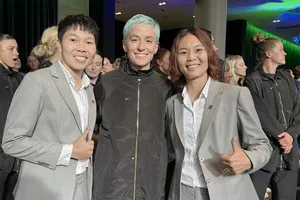 Kim Thanh và Hải Yến chụp ảnh lưu niệm cùng Megan