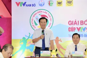 Ông Ngô Văn Đông - Tổng giám đốc Cty CPPB Bình Điền - khẳng định đây là sự kiện bóng chuyền đỉnh cao cấp CLB của Việt Nam. Ảnh: DŨNG PHƯƠNG 