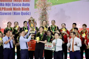 CLB Giang Tô (Trung Quốc) giành ngôi vô địch. Ảnh: DŨNG PHƯƠNG