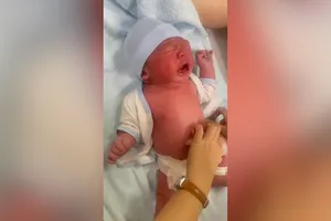 Podcast bản tin trưa 1-1: TPHCM đón chào công dân đầu tiên của năm 2024