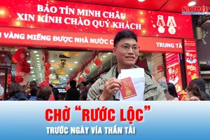 Podcast bản tin trưa 25-2: Đông nghịt người chờ “rước lộc” trước ngày Vía Thần Tài