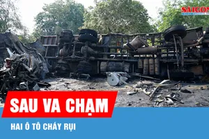 Hai ô tô cháy rụi sau va chạm