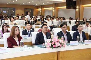 Khách mời tham dự hội thảo 