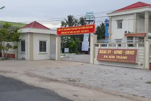 Sau vợ bí thư xã, đến lượt trưởng ấp được “ký gửi” vào hộ cận nghèo