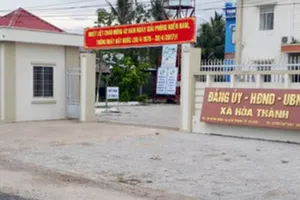  Ký gửi vợ vào hộ cận nghèo, bị dừng phê chuẩn kết quả bầu bí thư chi bộ 