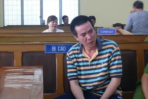  Chồng tưới xăng đốt vợ vì nghi ngoại tình