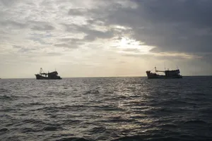 Một thuyền viên mất tích trên vùng biển Cà Mau