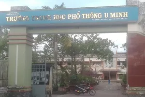 Cà Mau: Kỷ luật Phó hiệu trưởng đánh nhau với nhân viên y tế của trường