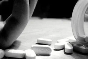 Phát hiện bác sĩ tử vong trong căn phòng trọ khóa trái cửa