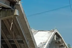 Cầu hơn 30 tỷ đồng chuẩn bị đưa vào sử dụng đã bị sập nhịp