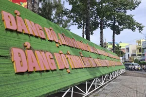 Cà Mau: Phát động đợt thi đua đặc biệt lập thành tích chào mừng đại hội Đảng