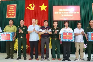 Làm đường giao thông nối từ Mũi Cà Mau ra cảng Hòn Khoai