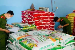 Cà Mau: Thu giữ hơn 200 tấn hàng hóa không rõ nguồn gốc