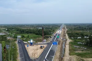Tuyến cao tốc Hậu Giang - Cà Mau chính thức thông xe từ trưa 19-1